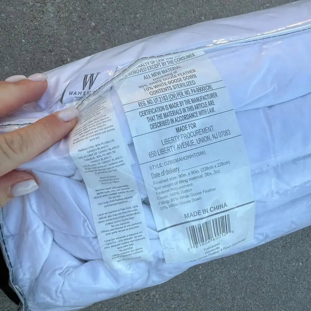 Wamsutta White Goose Feather & Down Comforter 100% Cotton Cover Full/Queen NEW